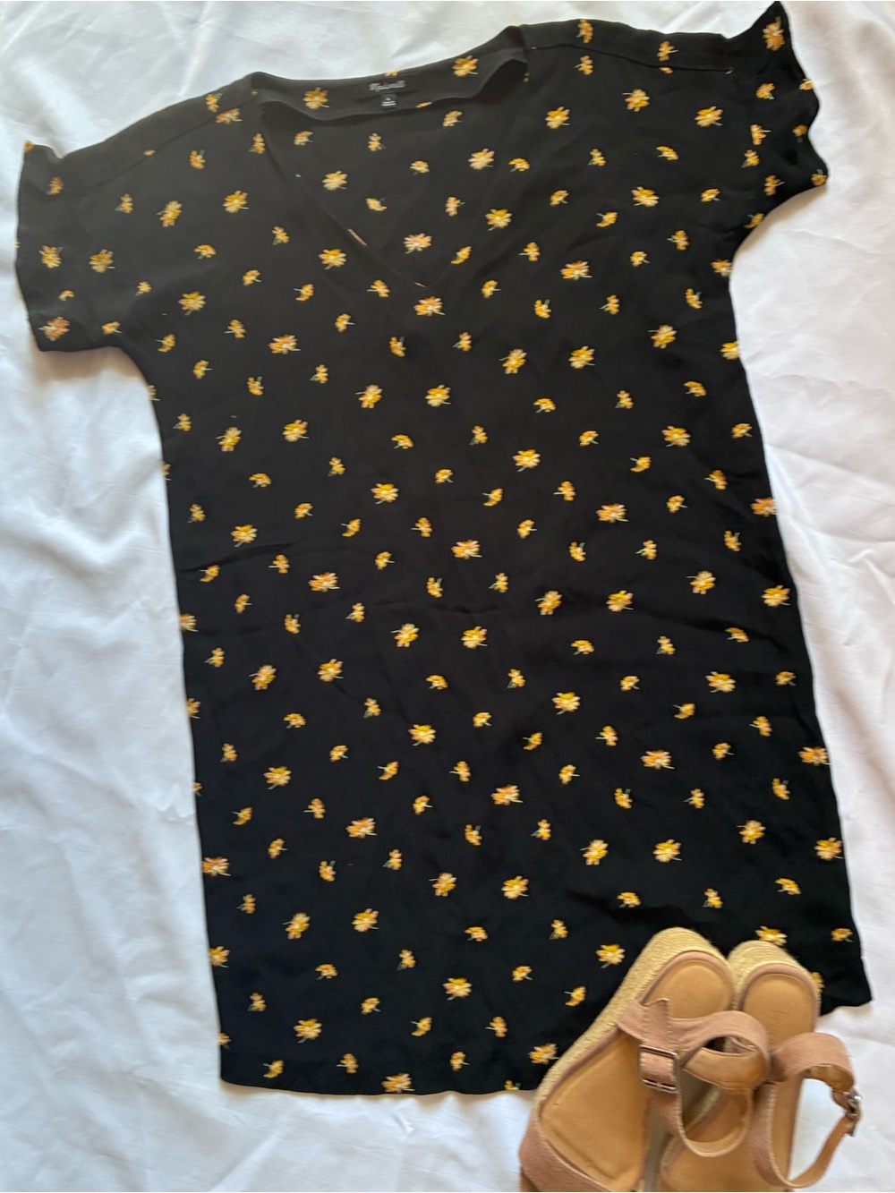 Madewell Black Floral Mini Dress Size Small Daisy Print V-Neck